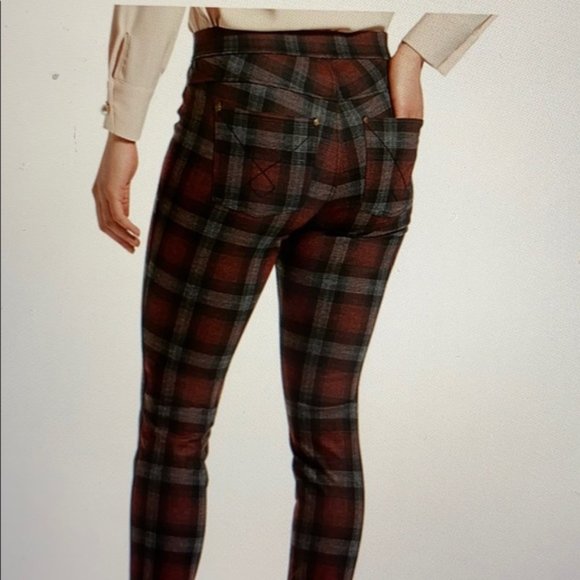 Hue red-plaid brushed cowgirl leggings/ best offer excepted/free gift with order - Picture 4 of 4